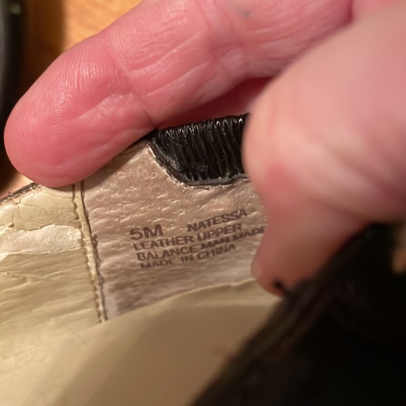 Me Too brown flats - Picture 3 of 4